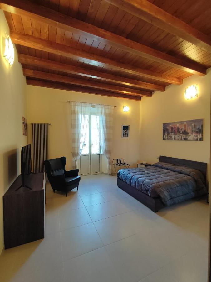 In Centro Rooms And Apartments Isola di Liri Zewnętrze zdjęcie