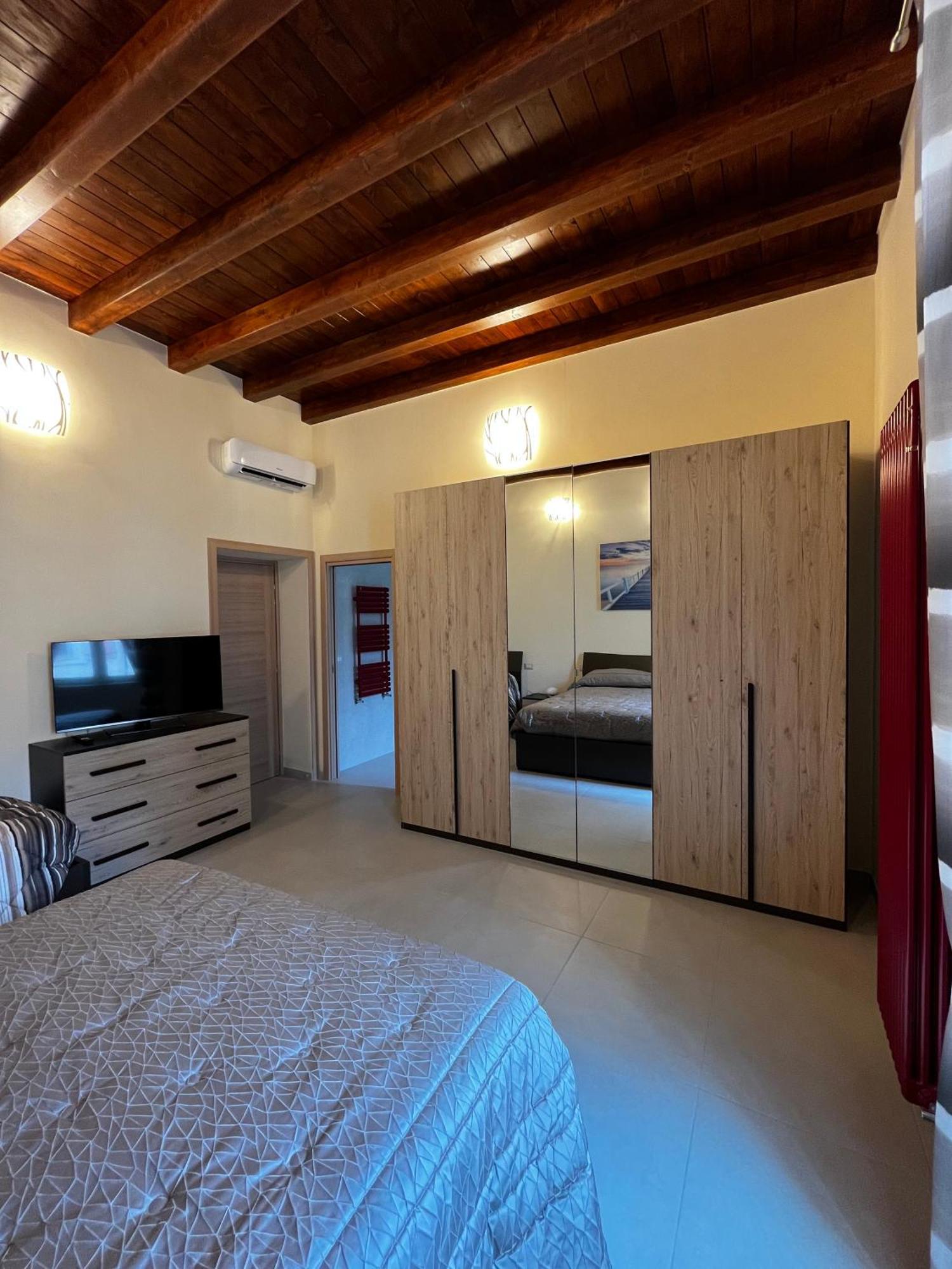 In Centro Rooms And Apartments Isola di Liri Zewnętrze zdjęcie