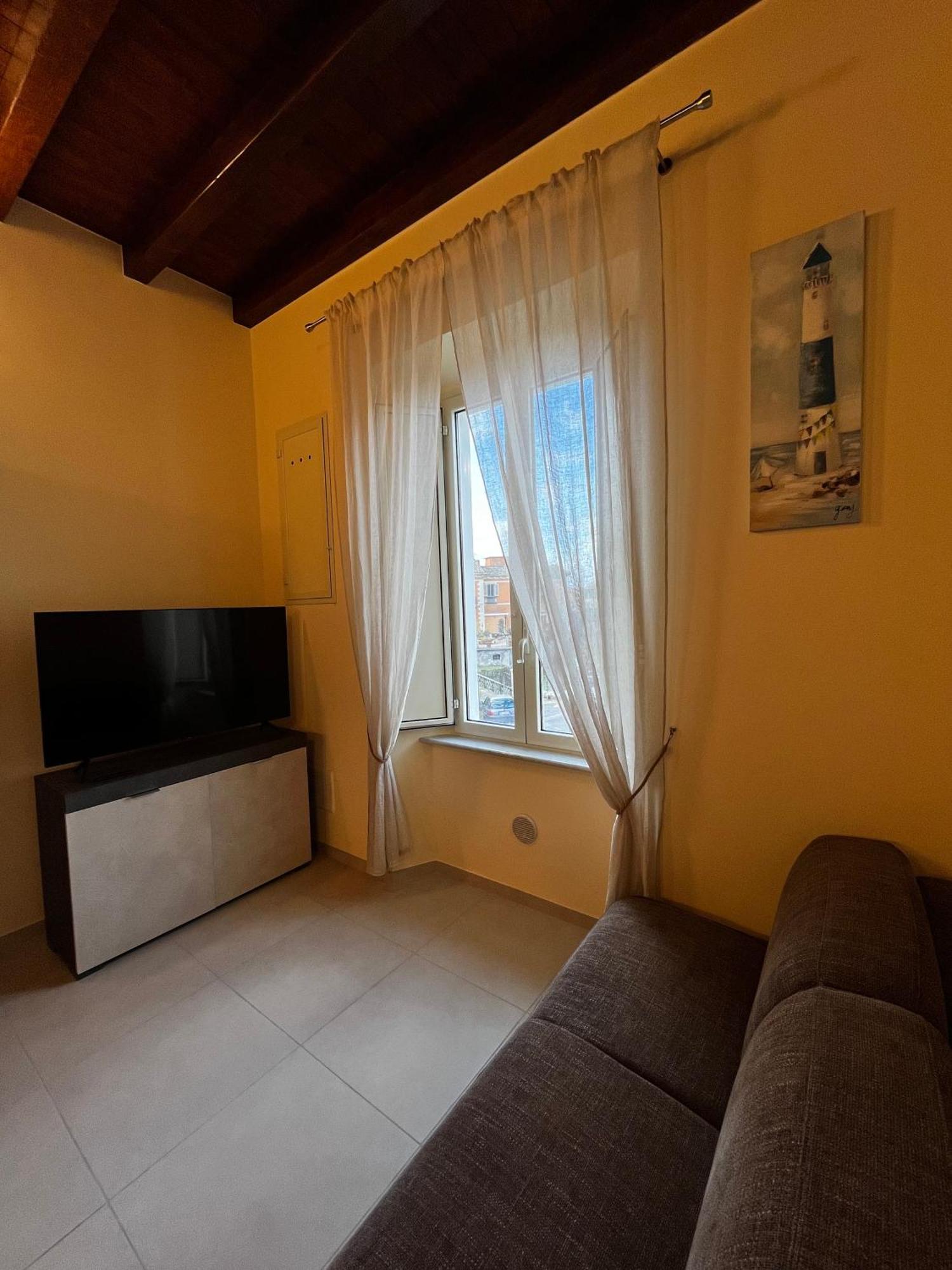 In Centro Rooms And Apartments Isola di Liri Zewnętrze zdjęcie